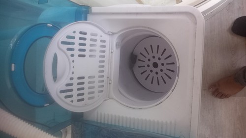 Twin tub washing machine - washing,