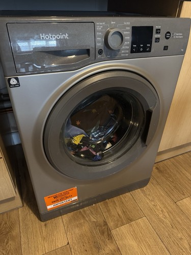 Hot point washing machine - hot,